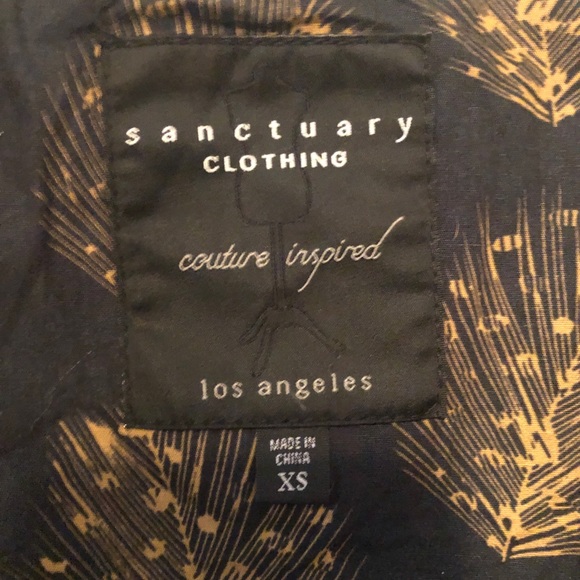 Brown fur vest black leather trim - Picture 3 of 3